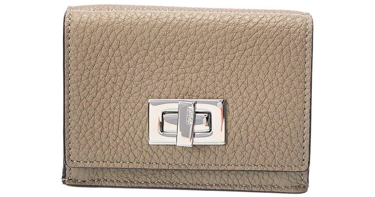 Fendi Twist Lock Leather French Wallet in Beige (Natural) Lyst UK