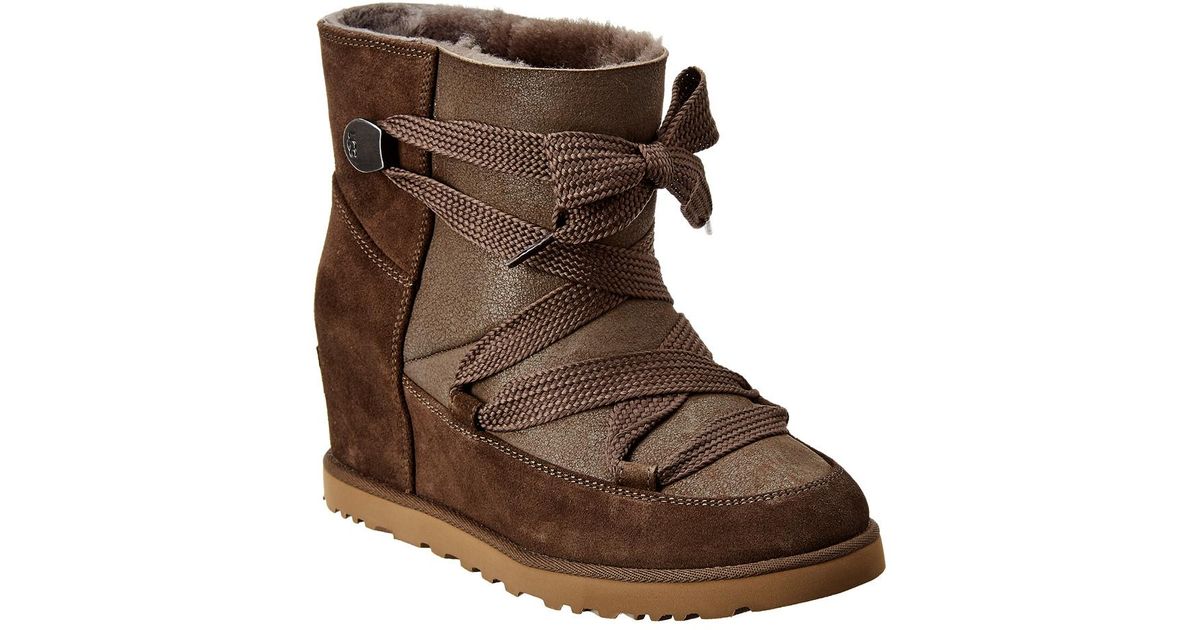 ugg femme lace up boots