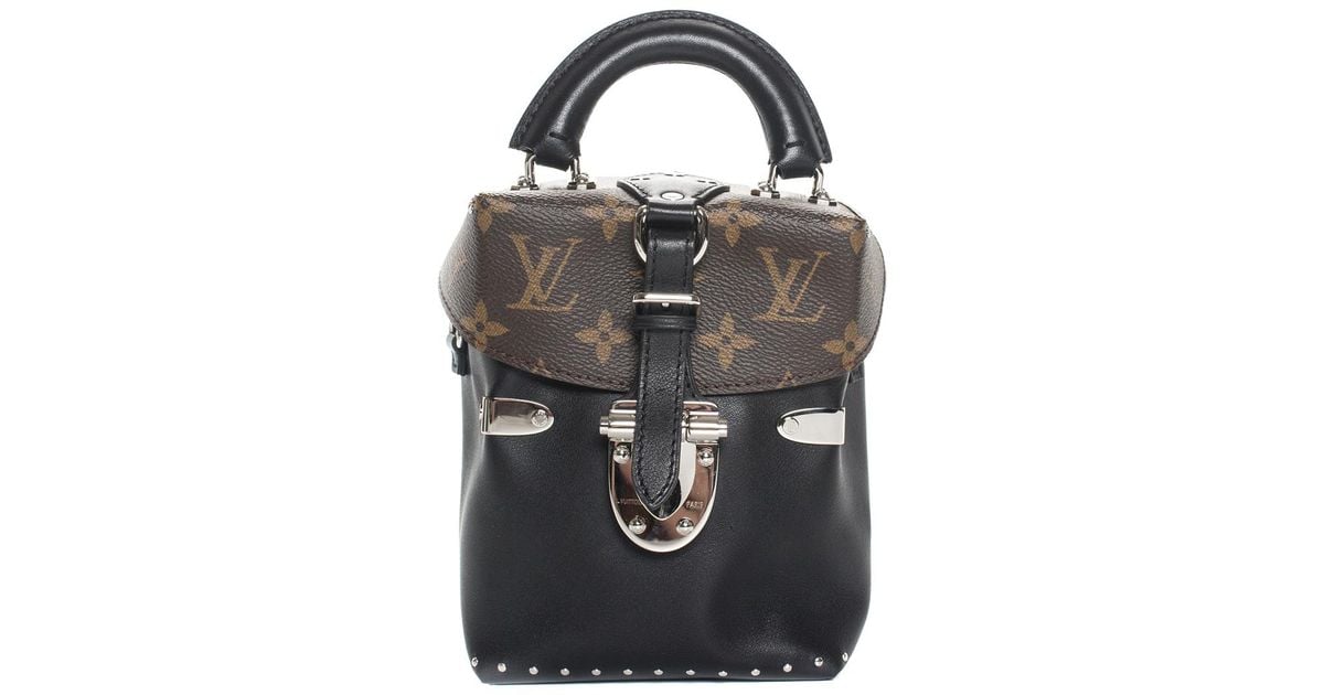Camera box leather crossbody bag Louis Vuitton Black in Leather - 24414841