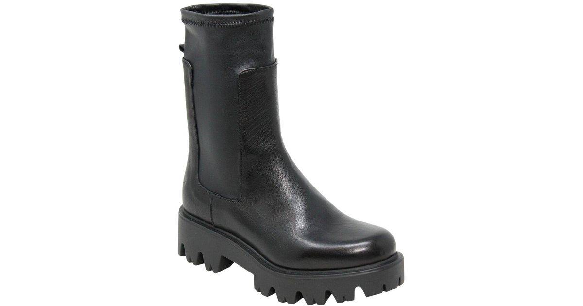 Charles David Hallow Leather Boot in Black | Lyst