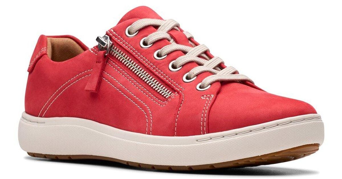 Clarks Nalle Lace Nubuck Sneaker in Red | Lyst