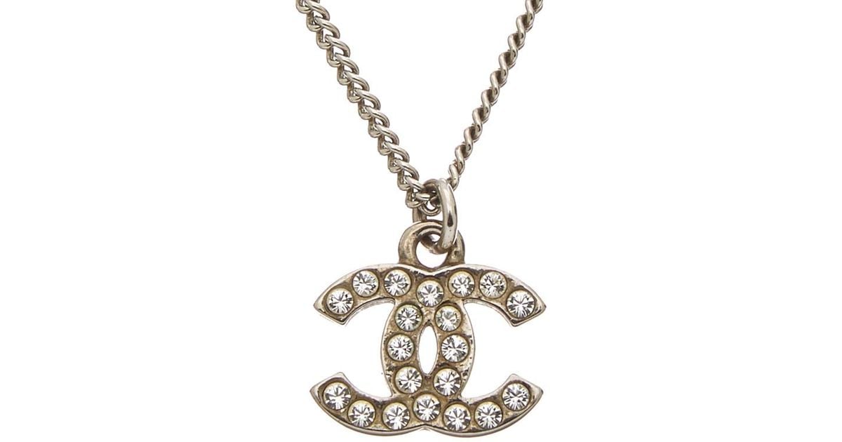 Chanel Silver-tone Crystal Cc Necklace in Metallic | Lyst