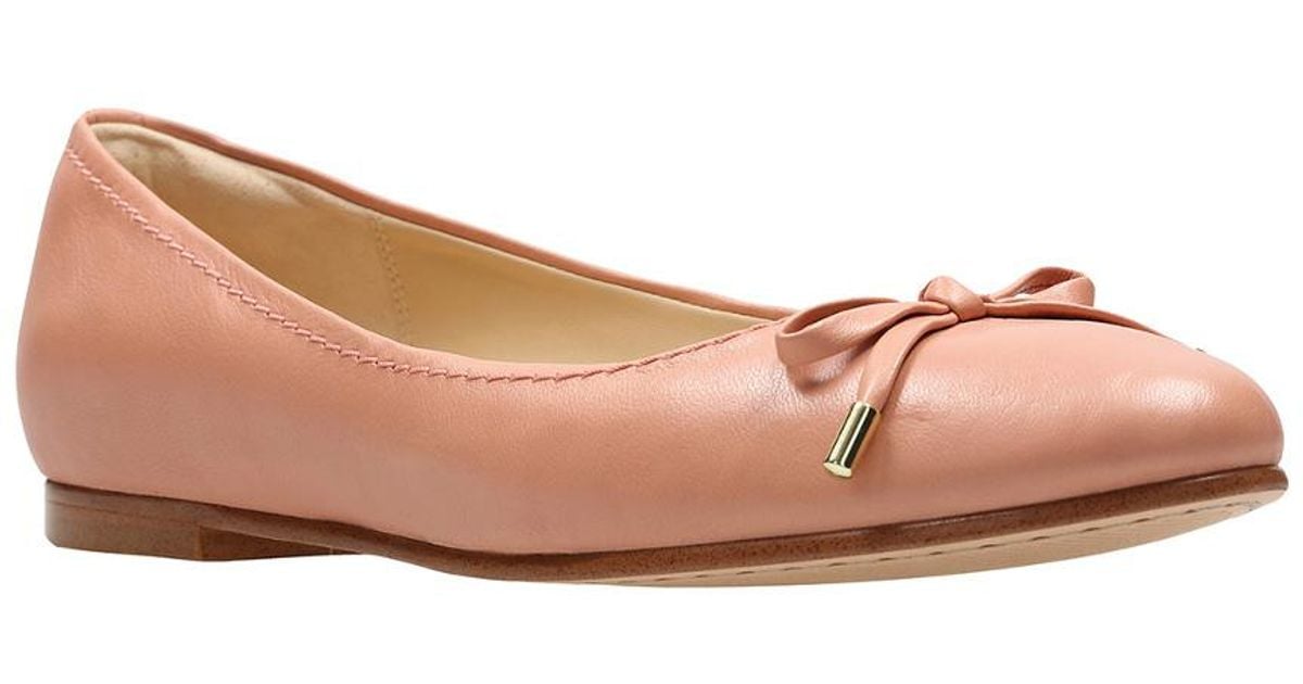 Clarks Leather Grace Lily Flat in Pink Leather (Pink) | Lyst Canada