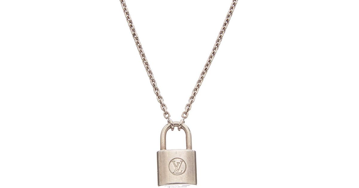 Louis Vuitton Silver-tone Lock It Pendant Necklace in Metallic - Lyst