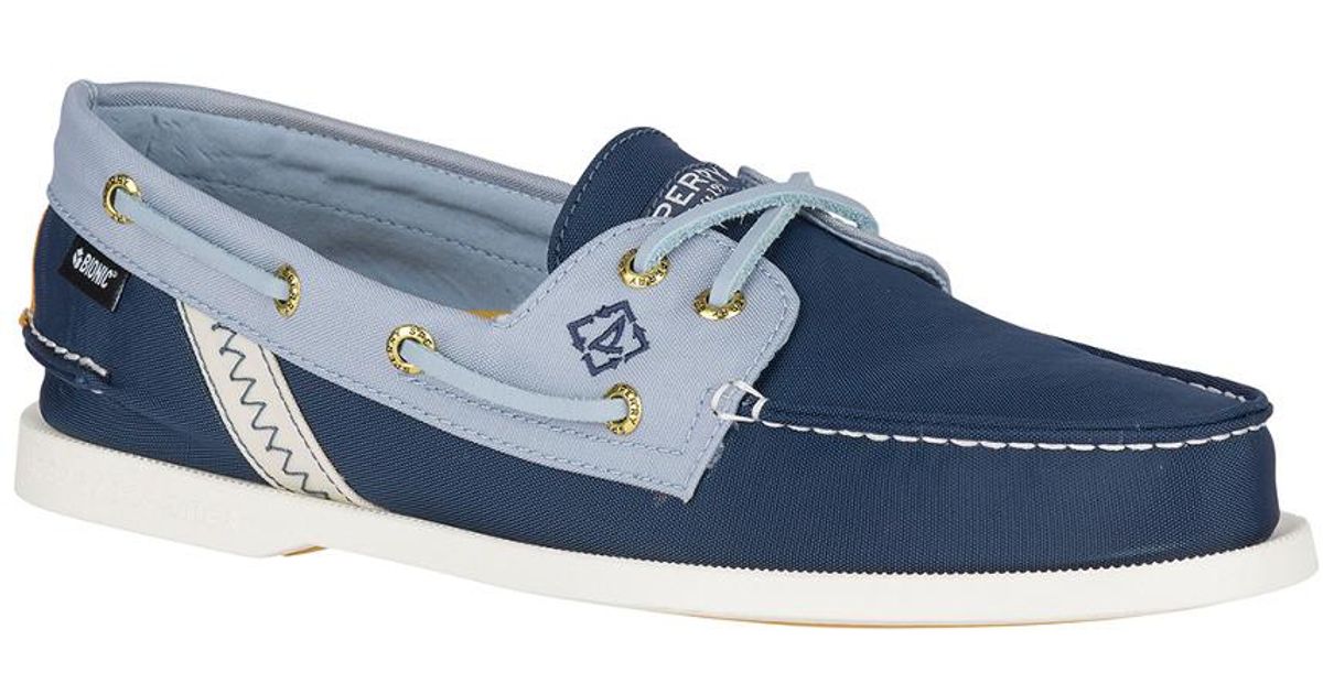 sperry blue sneakers