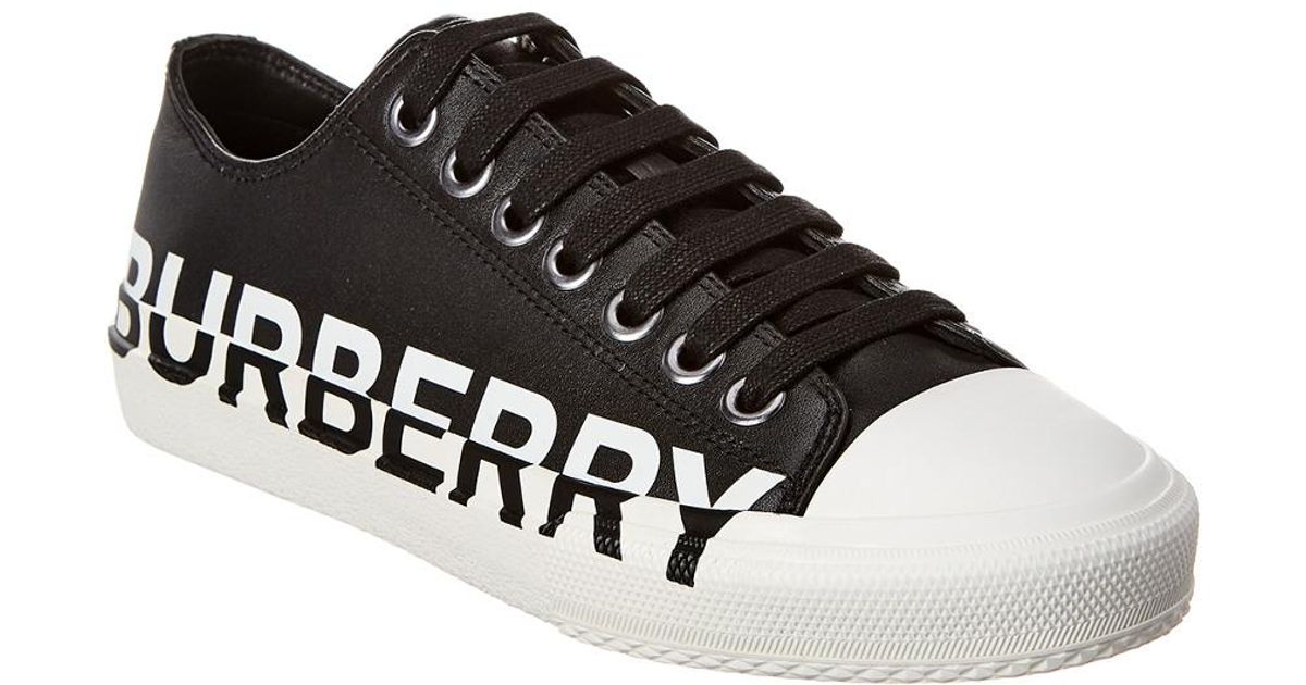 Burberry Larkhall Low-top Sneakers In Black Calf Leather - Lyst