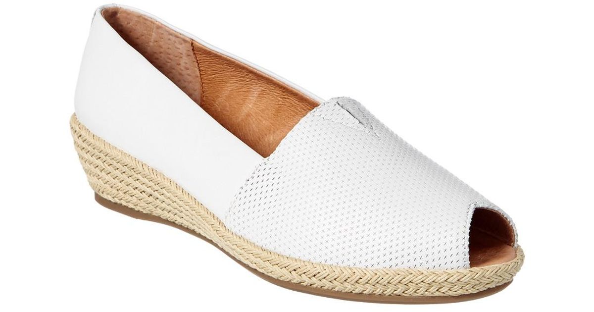 gentle souls luci wedge