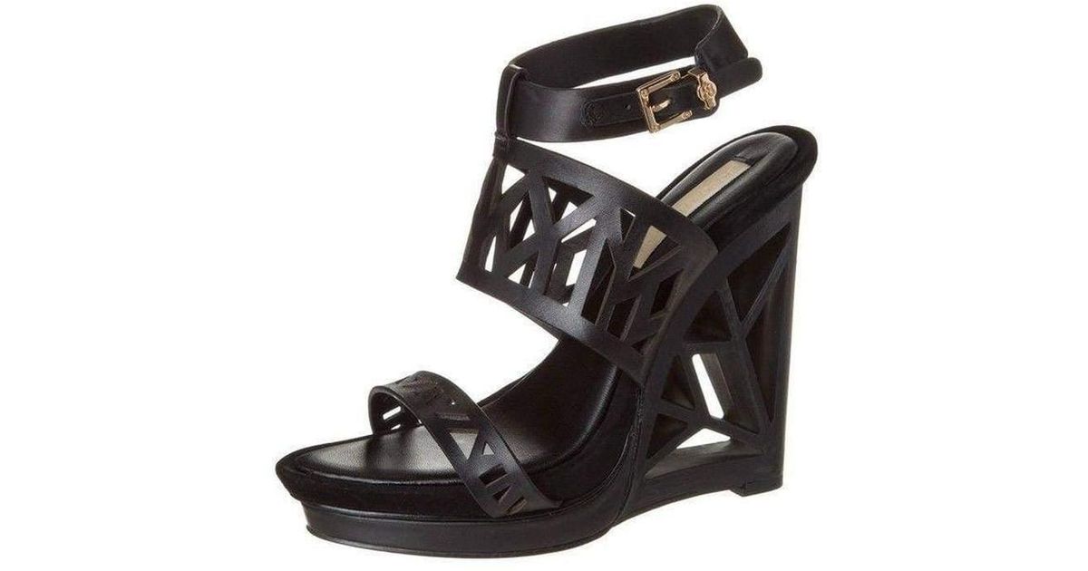 bcbg wedge sandals
