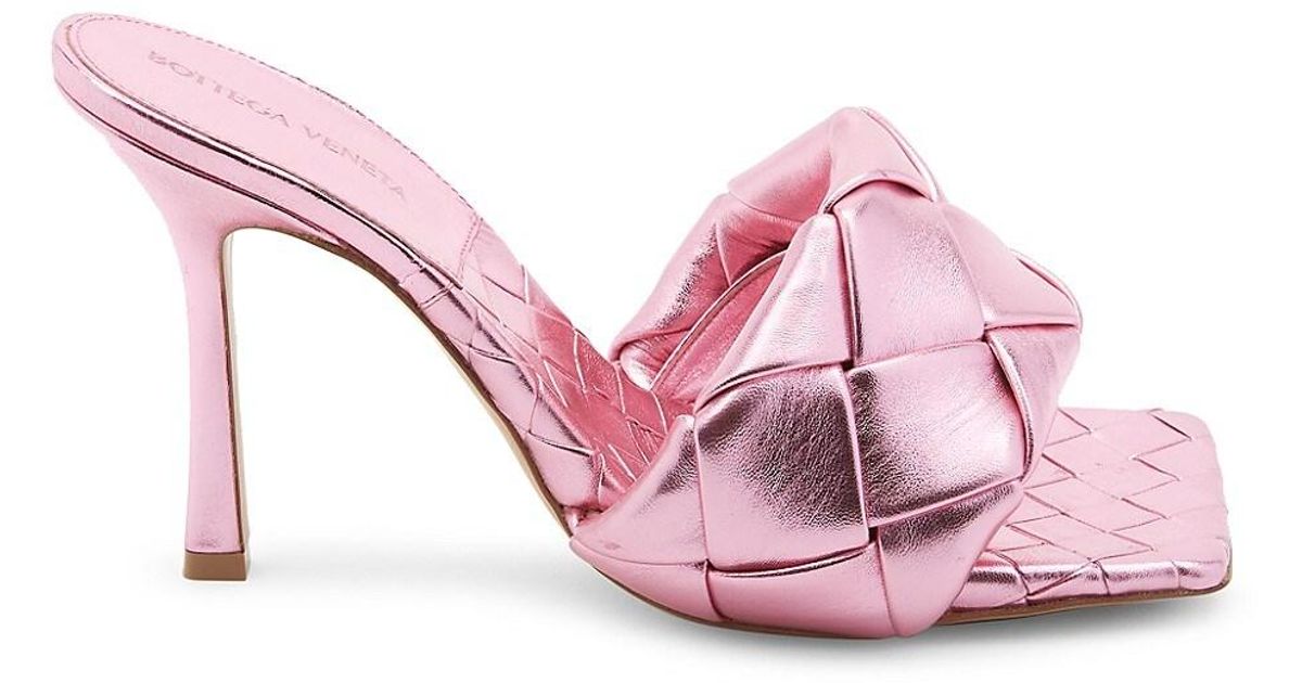 Bottega Veneta Lido Metallic Leather Mules in Pink | Lyst