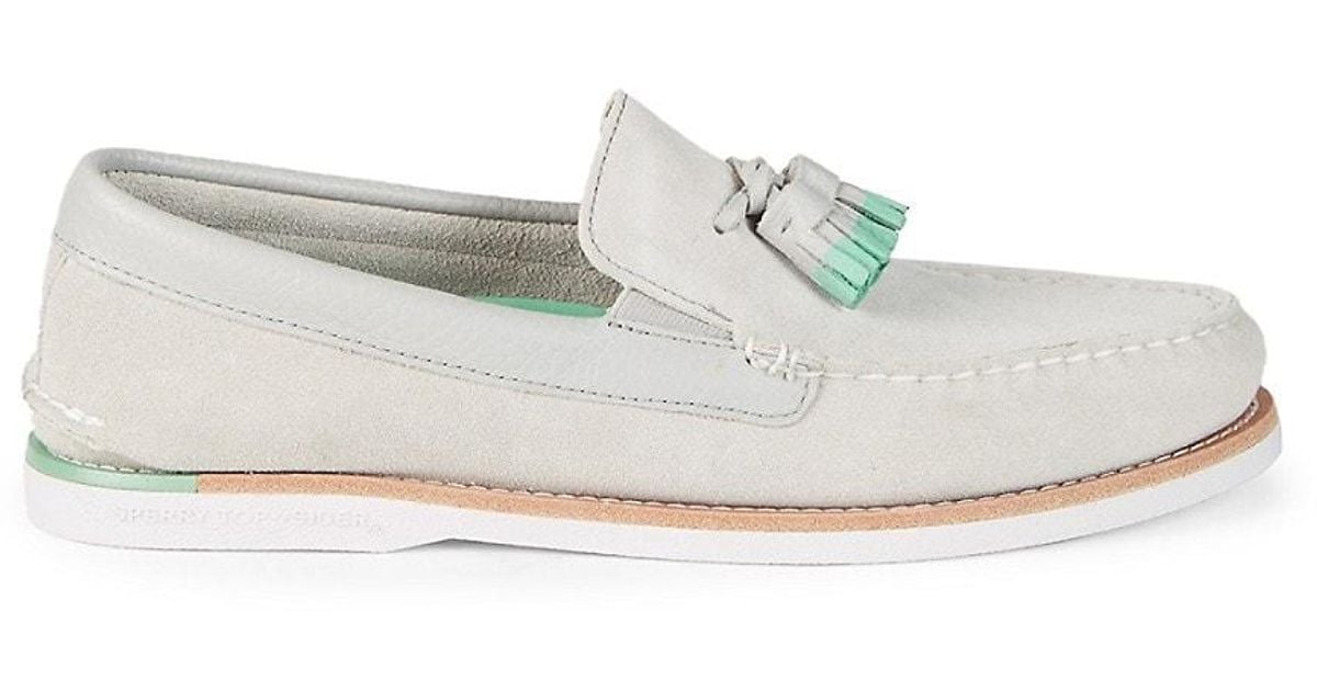 sperry tassel boat shoes