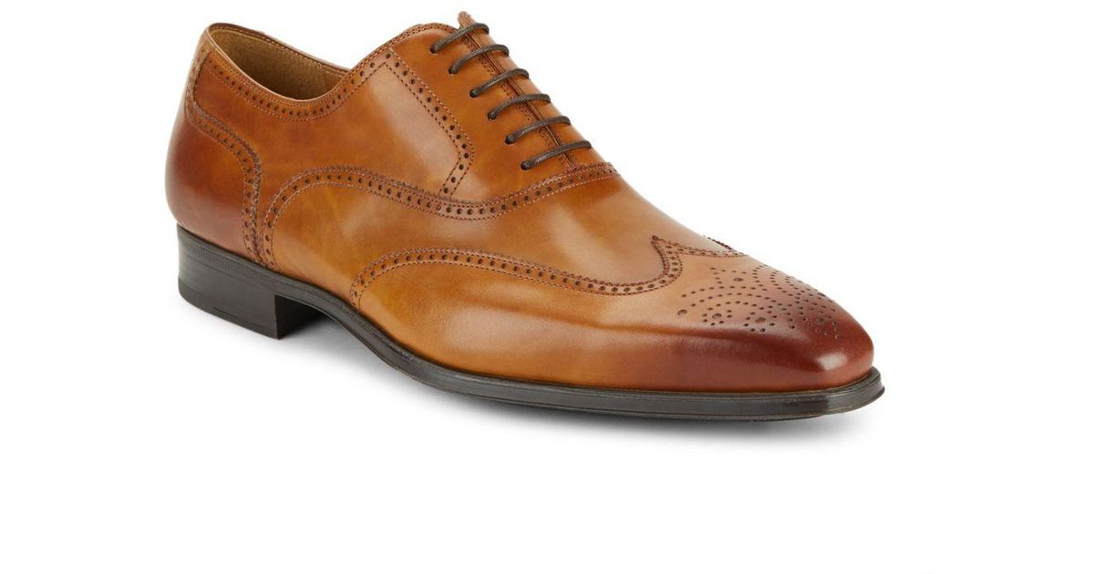 Magnanni Burnished Calfskin Leather Wingtip Shoes in Red for Men | Lyst