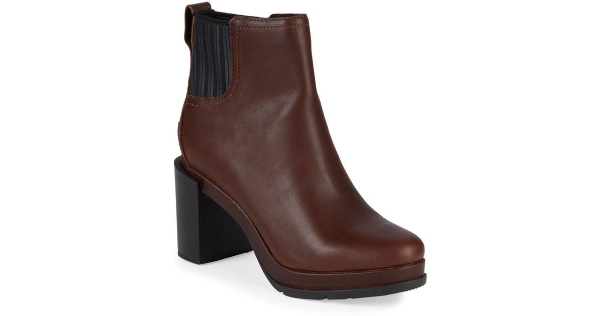 sorel margo leather chelsea boots