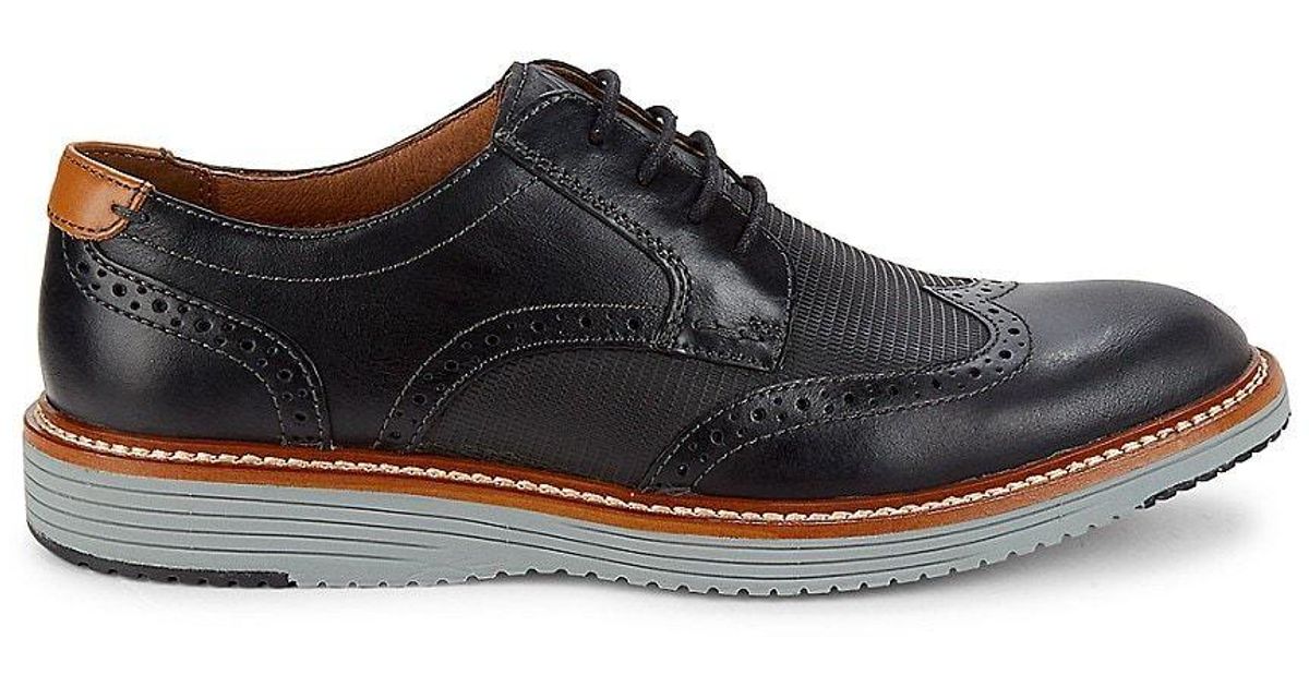Johnston & Murphy Hodges Wing Leather Brogues in Black for Men | Lyst