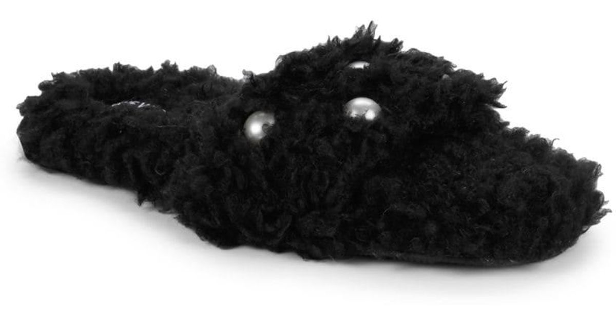 nine west fuzzy slippers