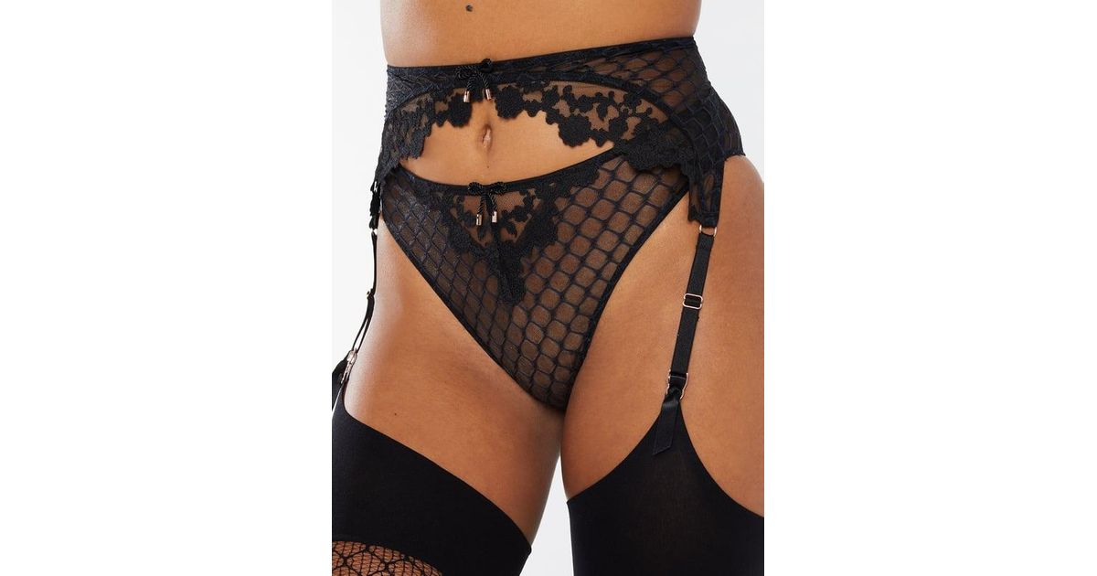 Savage X Baroque Bondage Suspender Belt in Black | Lyst UK
