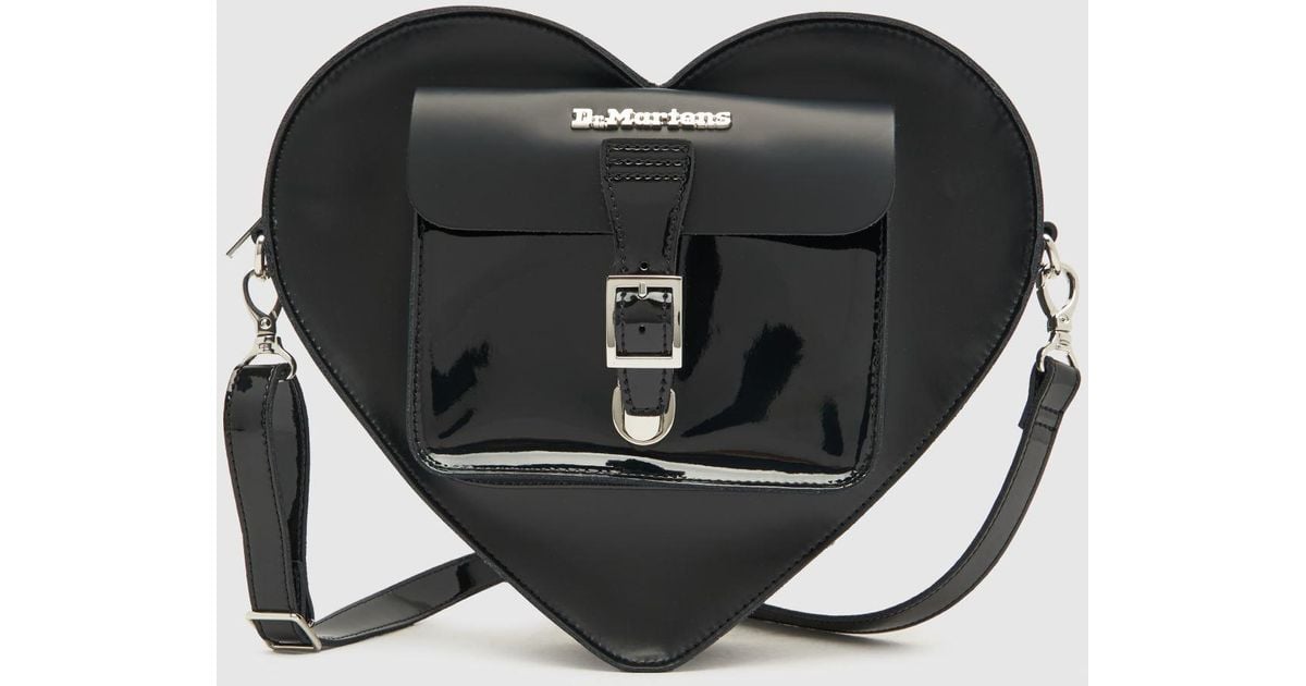 Heart Backpack - Dr. Martens