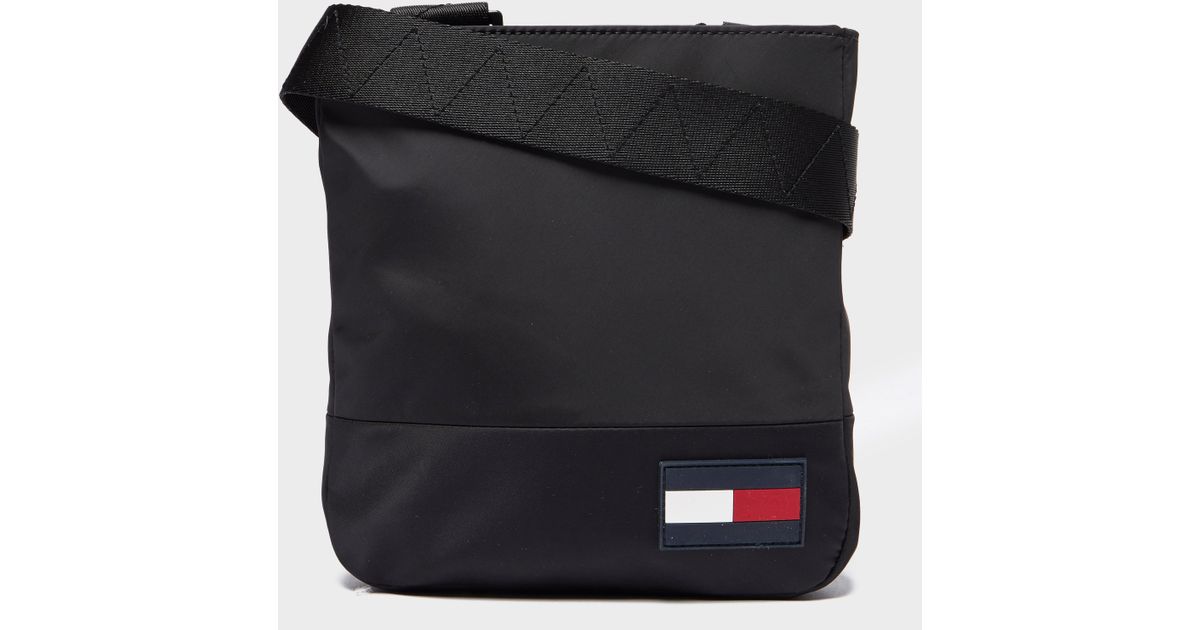 tommy hilfiger compact crossbody bag