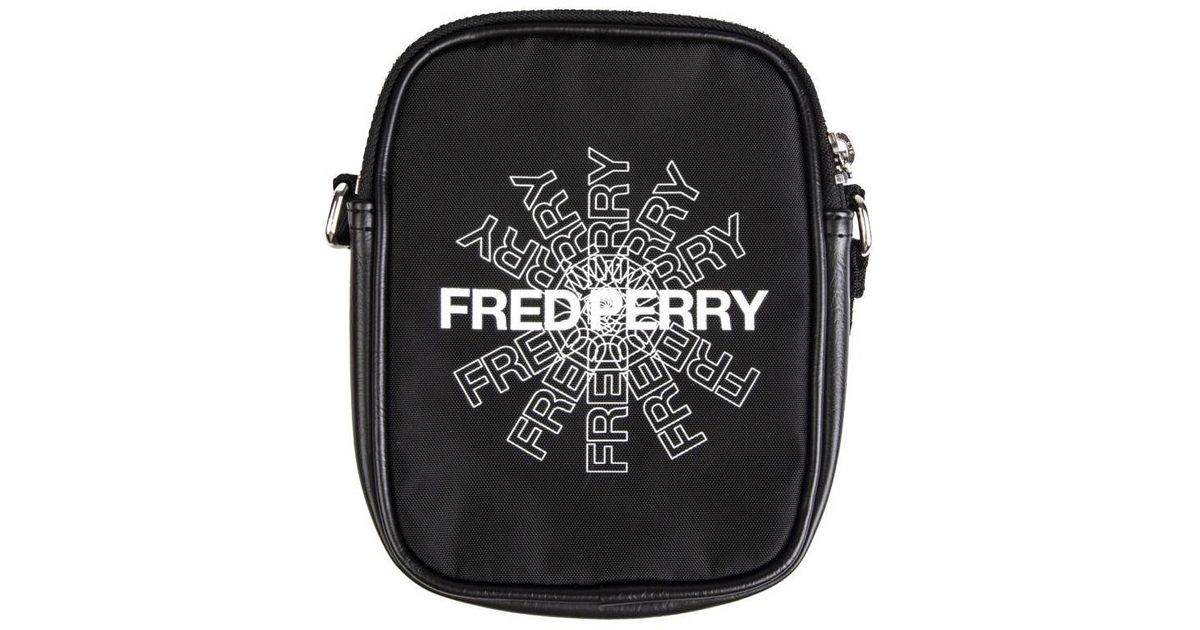 Fred Perry Logo Graphic Print Tote