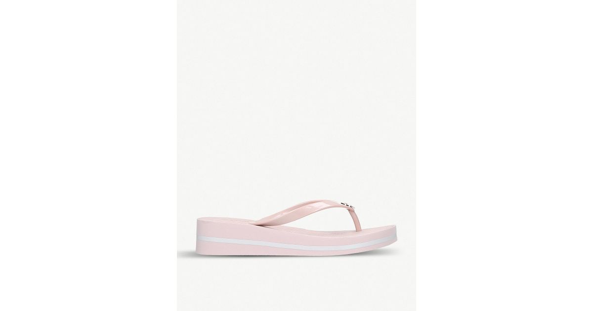 pale pink flip flops