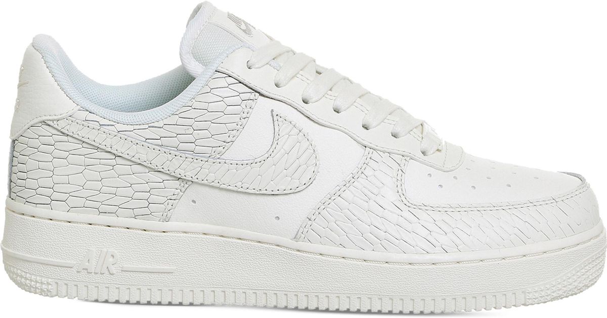 Nike Air Force 1 07 Crack-effect Leather Trainers in White | Lyst