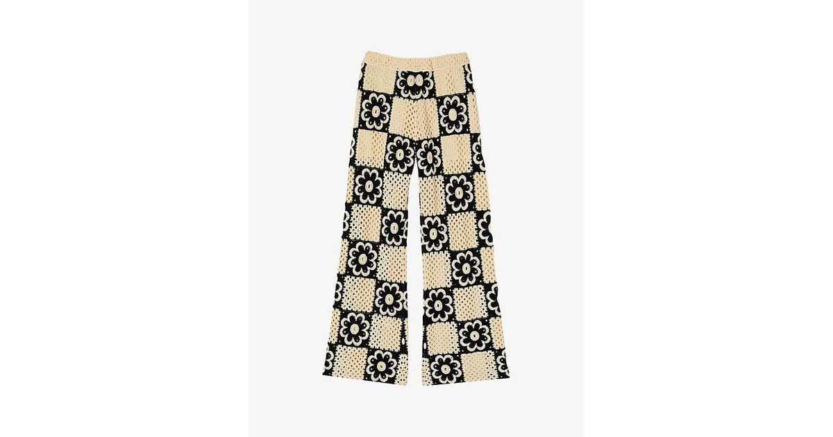 sandro-Naturels-Flower-motif-