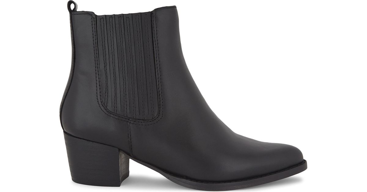 pointed chelsea boots ladies
