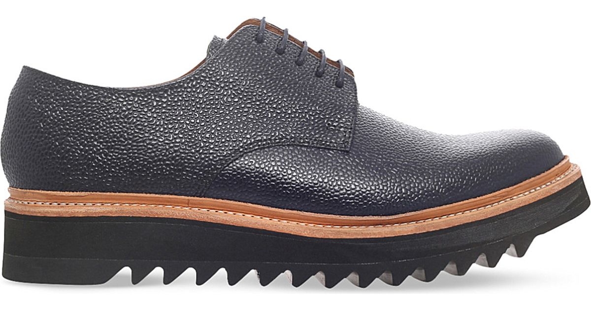 Grenson Curt Tumbled Leather Wedge Derby Shoes in Black for Men Lyst