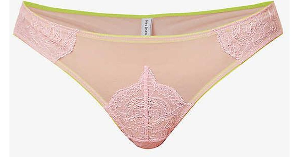 Dora Larsen Lotte Floral-embroidered Lace Thong in White | Lyst