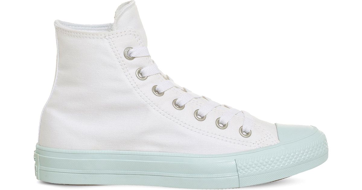 chuck taylor converse with lunarlon