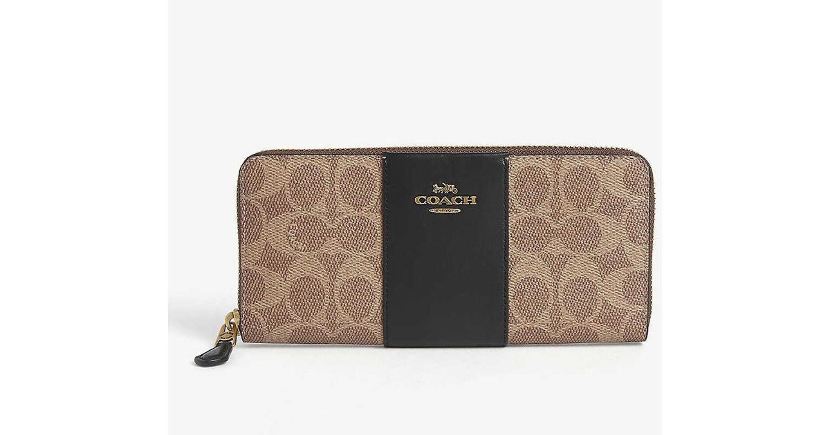 tan coach wallet