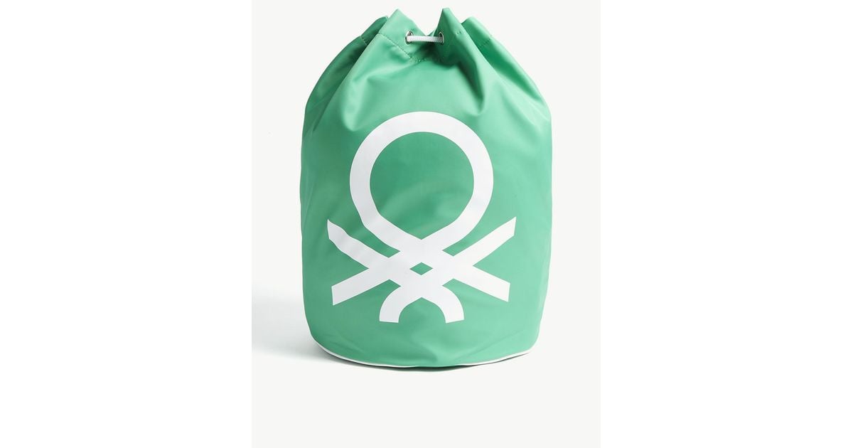 Benetton Synthetic Unisex Logo Nylon Drawstring Bag in Green | Lyst