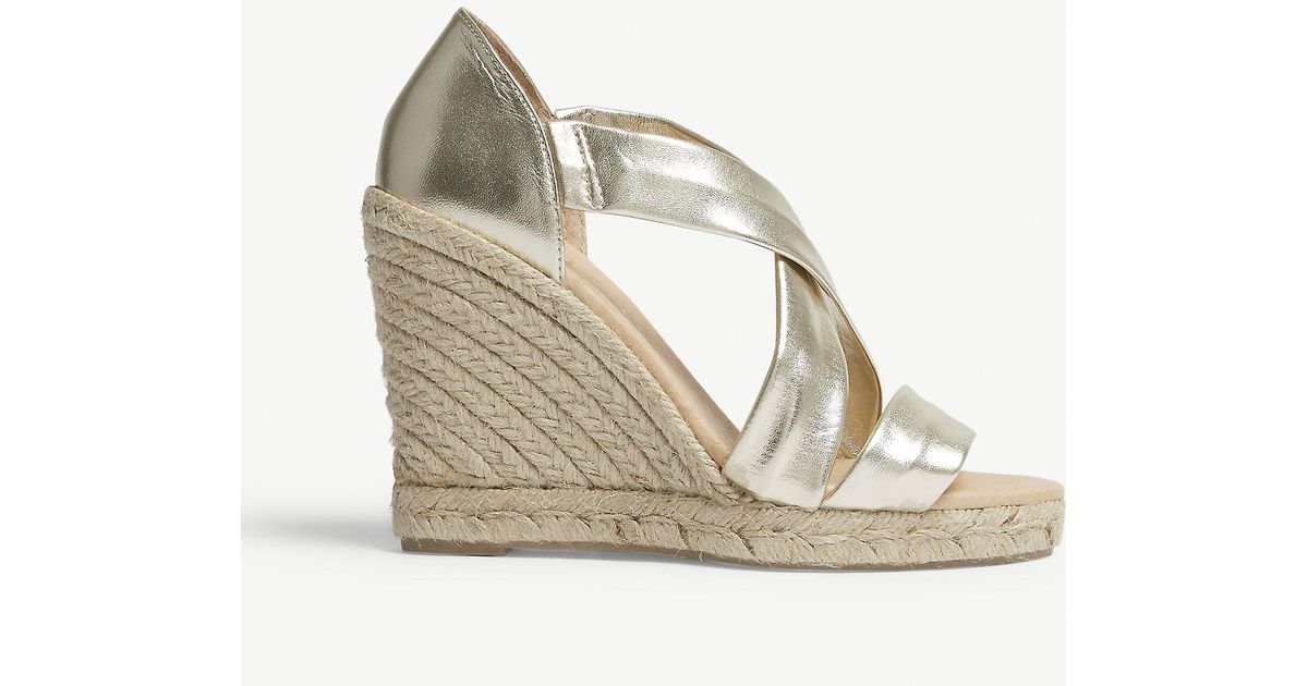 office holiday wedges