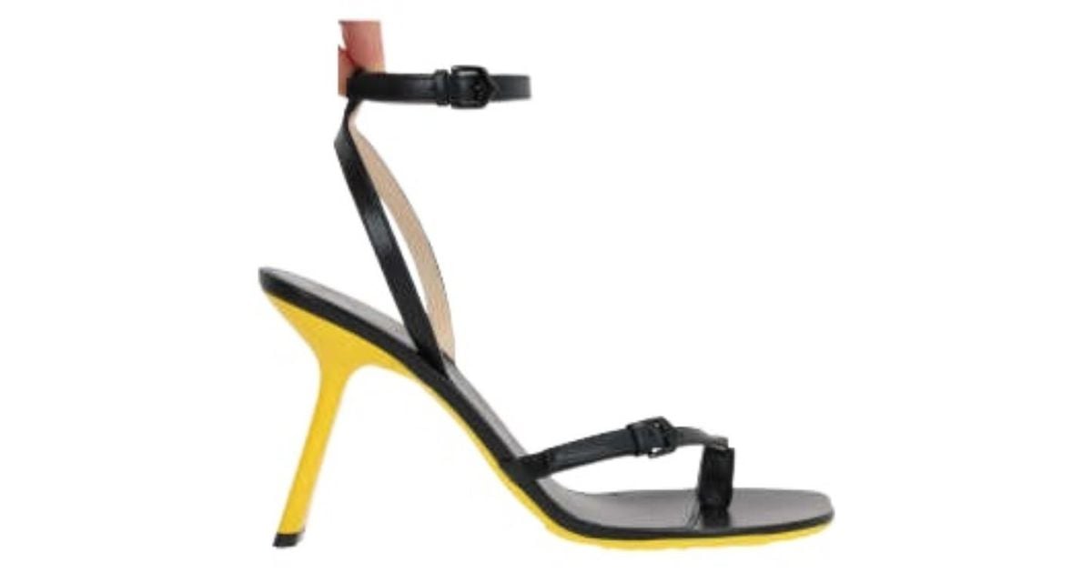 ★ ロエベ ★ PETAL STILETTO サンダル Loewe Petal Stiletto Ankle Strap Sandals in Metallic | Lyst