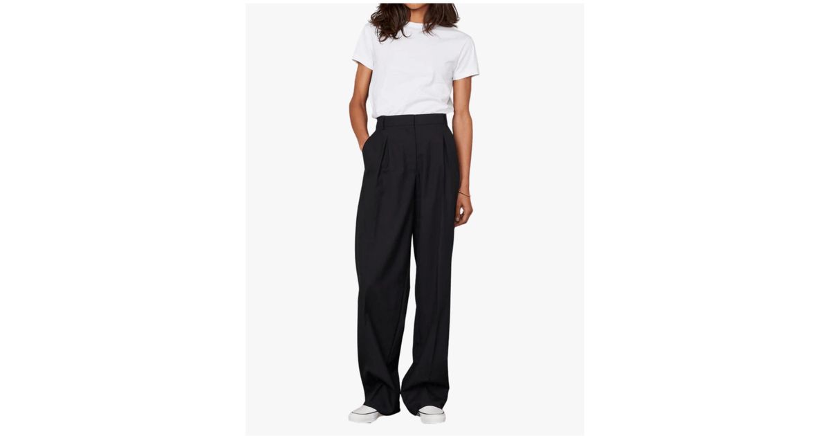 Officine Generale Pleated Trousers in Black | Lyst