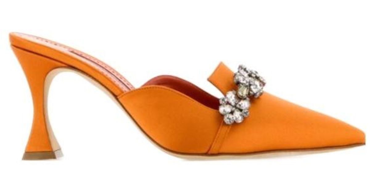 サンダル・ミュール Manolo Blahnik Orange satin Permu mules (PERMU2241693 DORA) Manolo Blahnik Orange Satin Permu Mules | italist