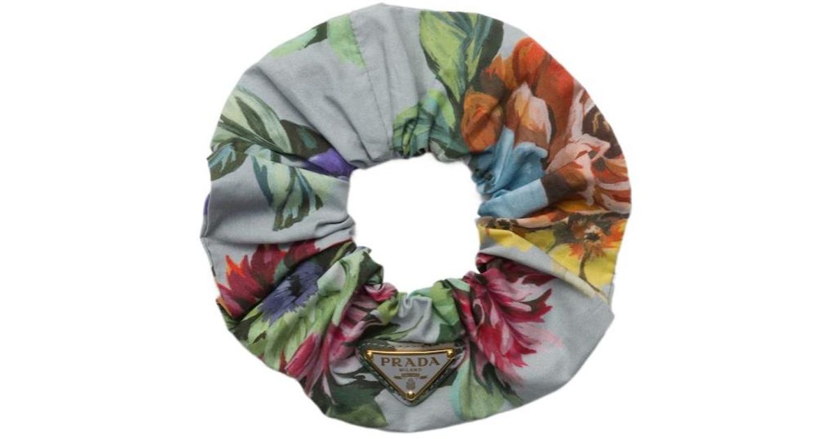 キャップ PRADA Printed Twill Scrunchie Prada Printed Fabric Scrunchie in Green | Lyst