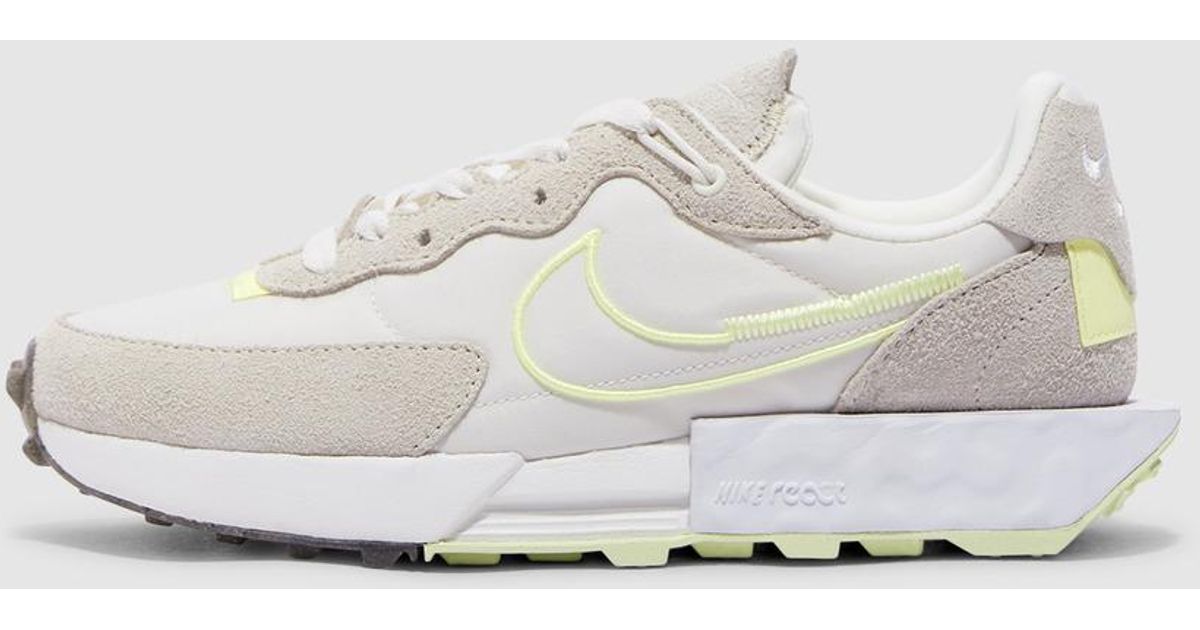 nike womens fontanka waffle