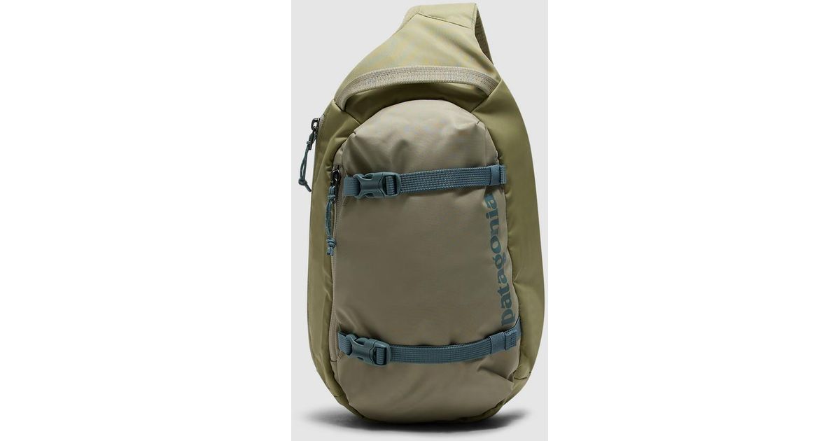 patagonia lightweight duffel bag Black Hole 40L Birch White Cinderella Castle Light-Up Loungefly Power Choose this travel bag Farbe:kraken monochrome