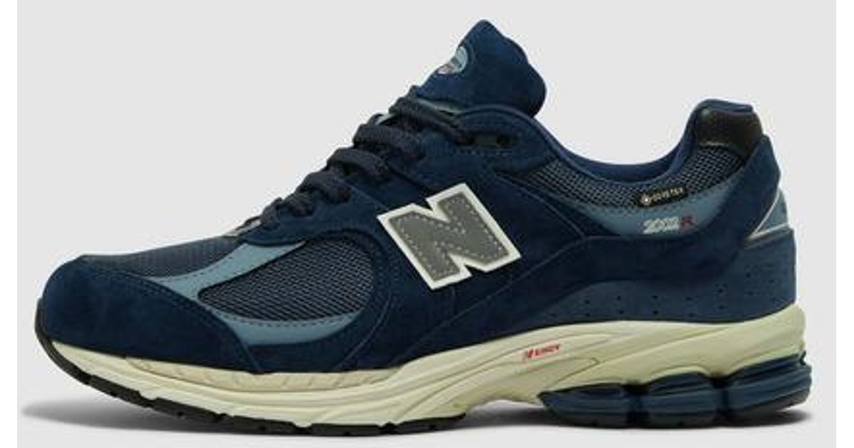 New Balance 2002r Goretex Sneaker in Blue for Men Lyst UK