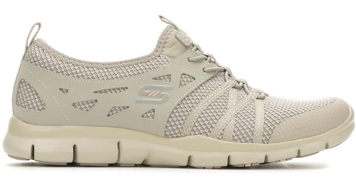 23360 skechers