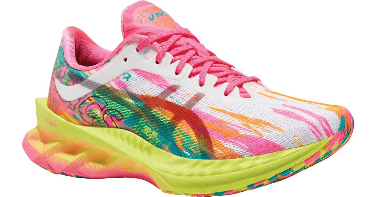 Asics Novablast Running Sneaker in Pink Lyst