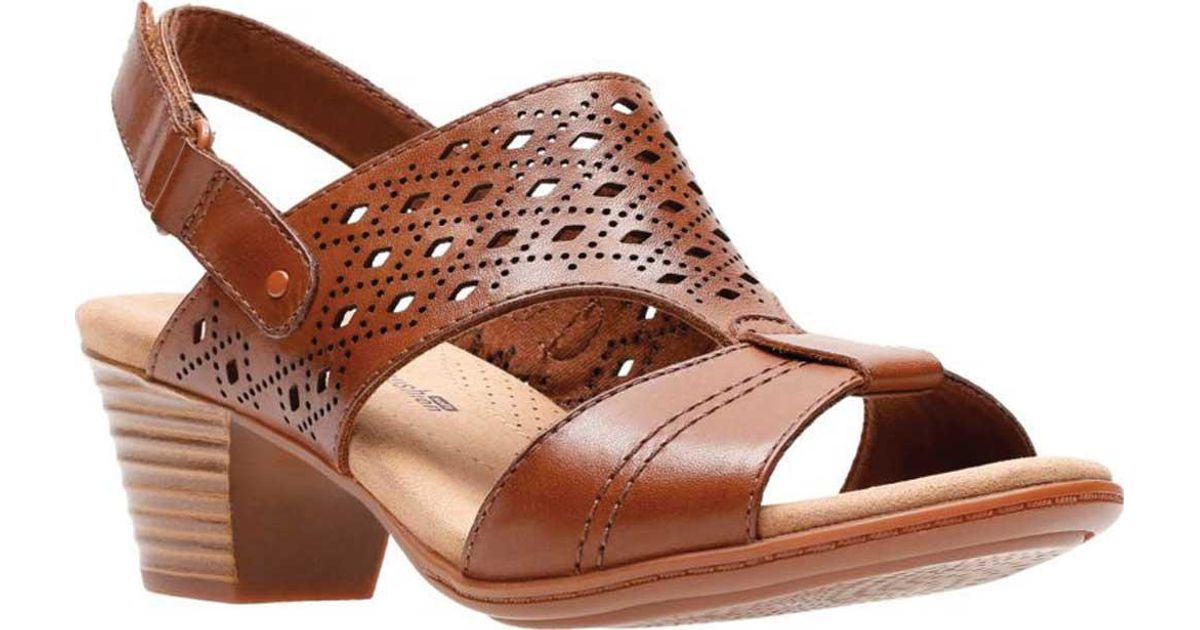 clarks valarie mindi block heel sandal