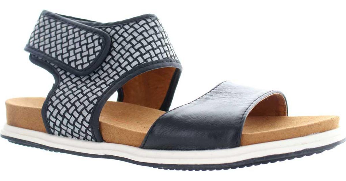 steve madden ankle strap flat sandals