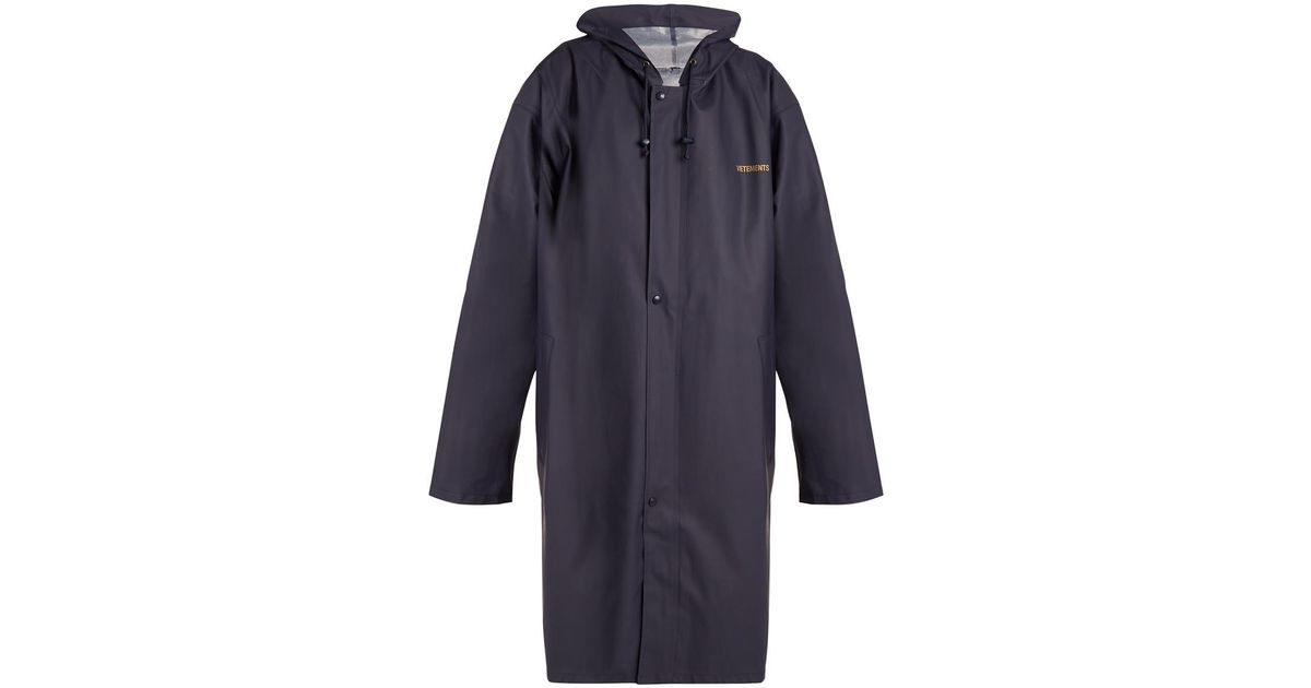 vetements pvc raincoat