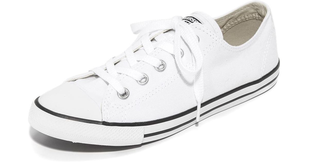 dainty oxford converse