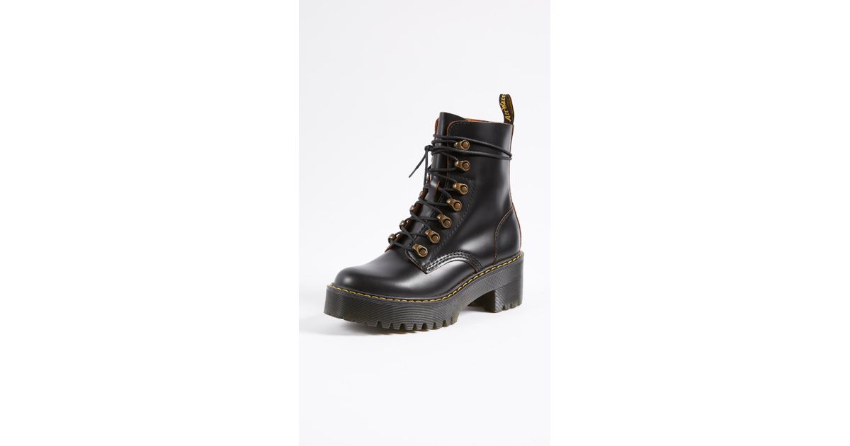leona boot in black