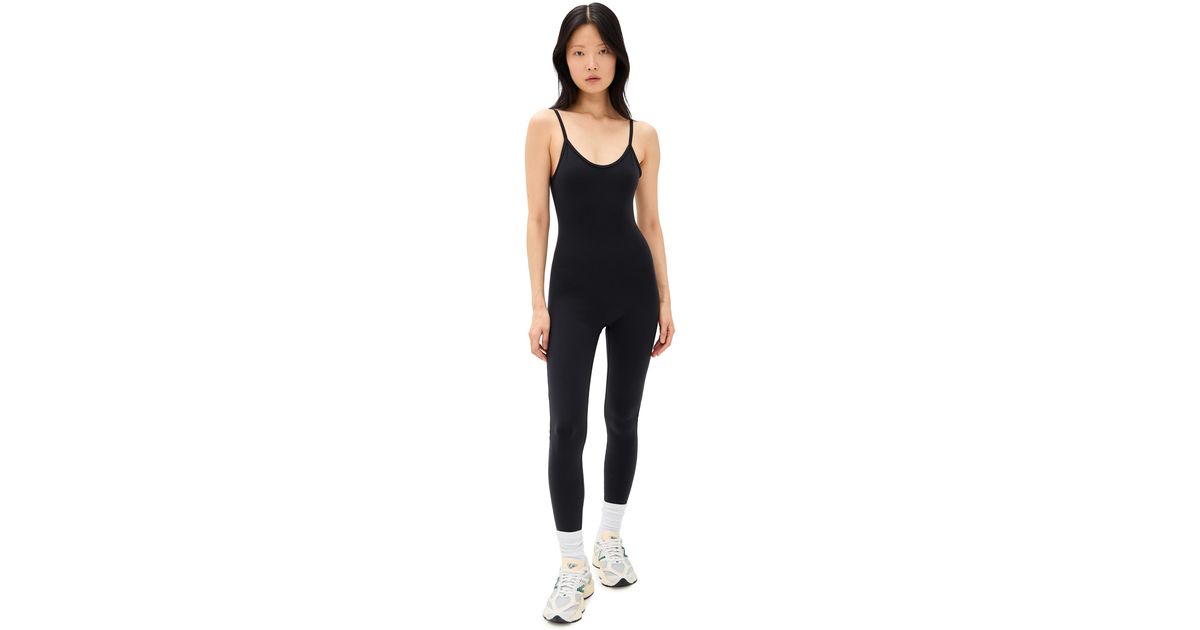 Alo Yoga Airbrush One And Done Onesie in Black | Lyst Canada