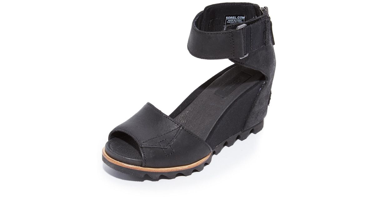 Sorel Leather Joanie Wedge Sandals in Black | Lyst