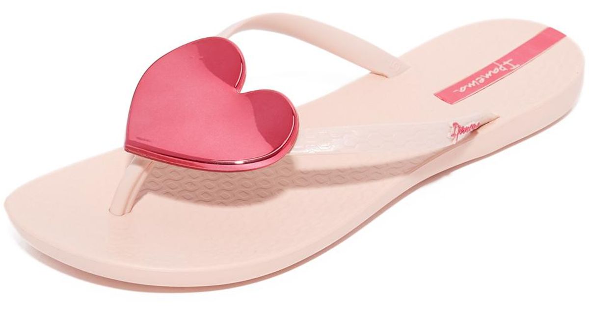 Ipanema Flip Flops With Hearts Ipanema Rubber Wave Heart Flip Flops in Pink/Pink (Pink) - Lyst