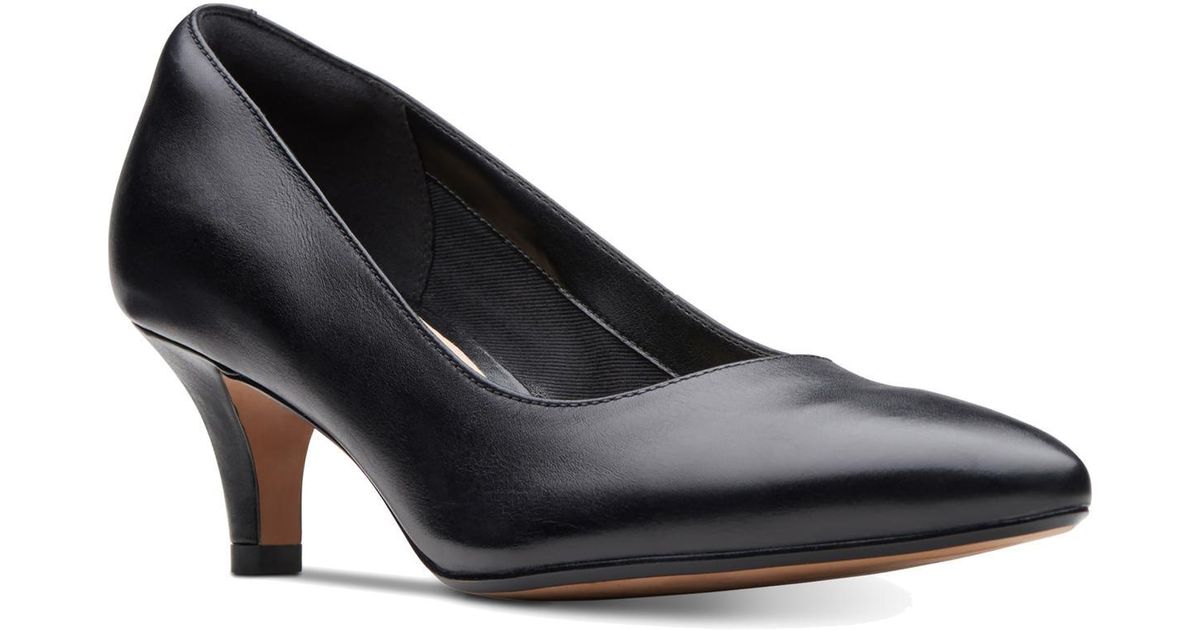 clarks leather pumps